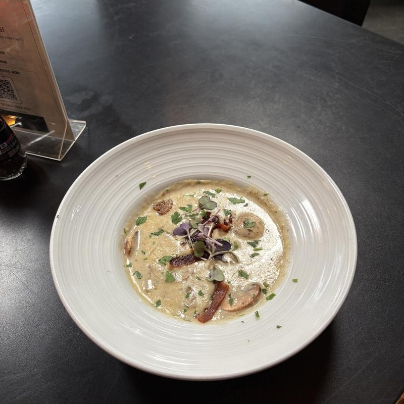 menu item 31 of 38, Creamy Mushroom Soup