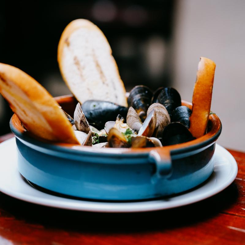 menu item 8 of 42, Cozze E Vongole Scoppiate