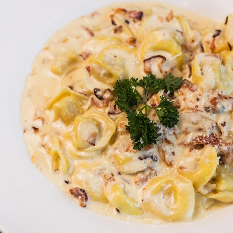 Tortellini Carbonara photo