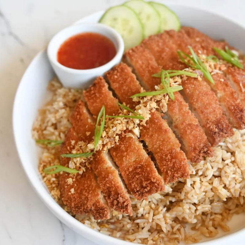 Crispy Chicken  with Garlic Fried Rice photo