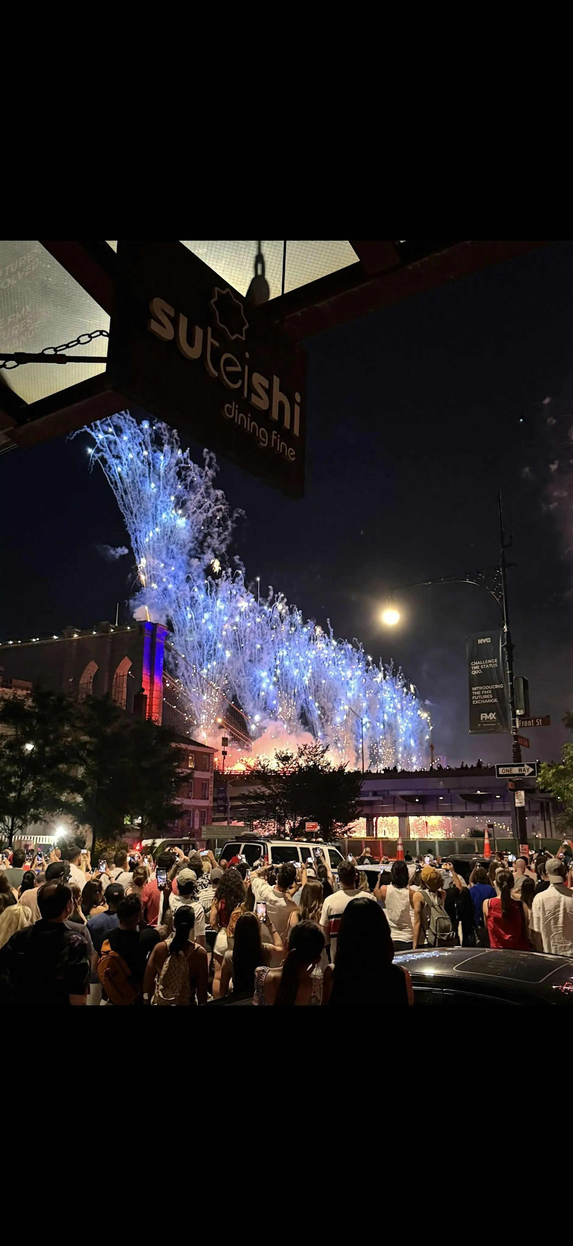 Macy's Fireworks Show Brooklyn Bridge 2025