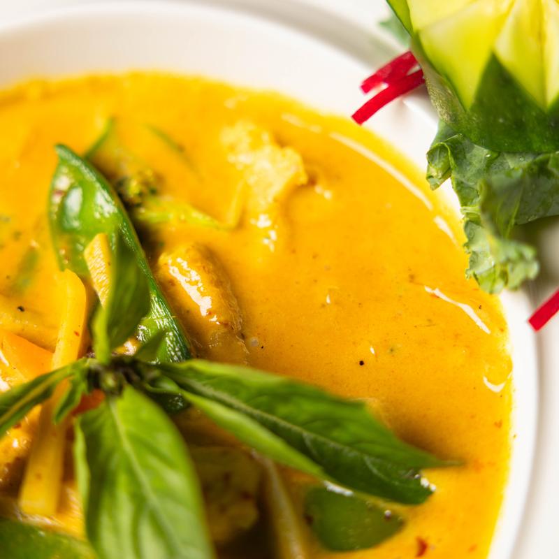 menu item 16 of 26, Red Curry