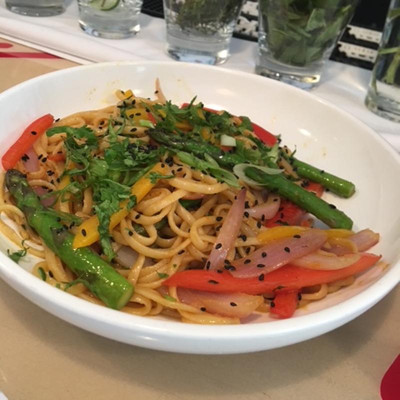 Tallarines Saltado With Veggies & Tofu photo