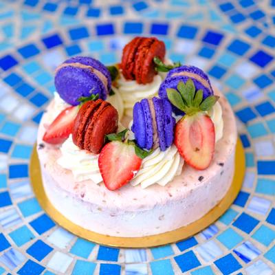 Fruits Des Bois Cake.