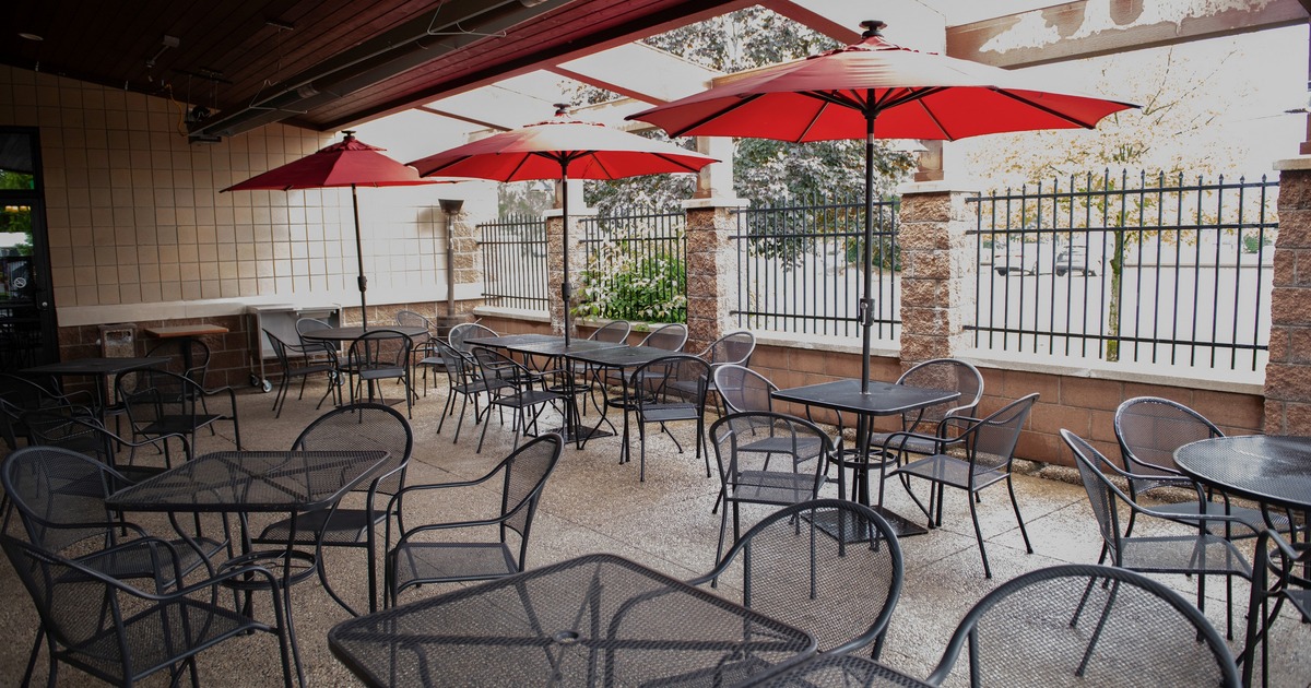 Exterior, patio seating area