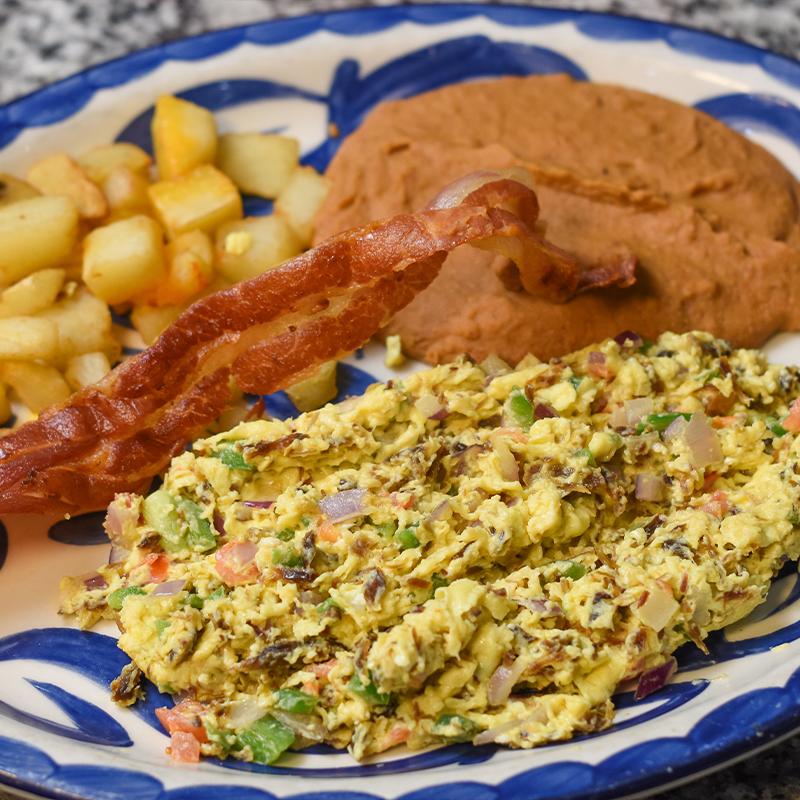 Huevos a la mexicana photo