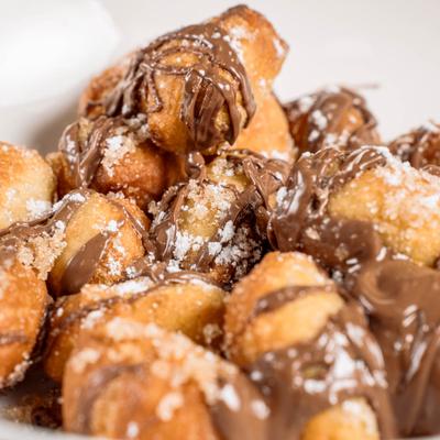 Cinnamon knots with Nutella.