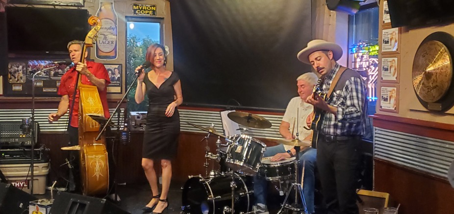 Ethyl & The Regulars (7:00-10:30) event photo