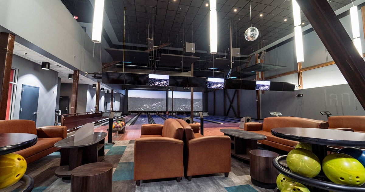 Interior, seating area and bowling area in front of it