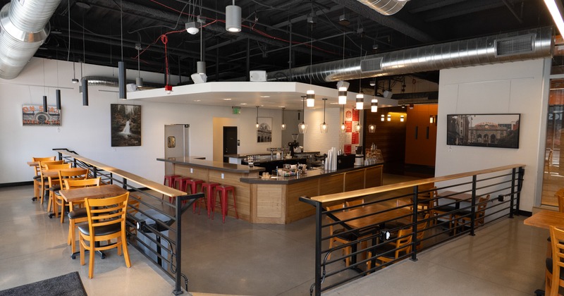 Inrerior, wide view to coffee bar