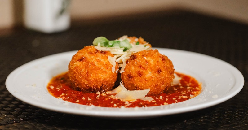 aranchini con mary, served