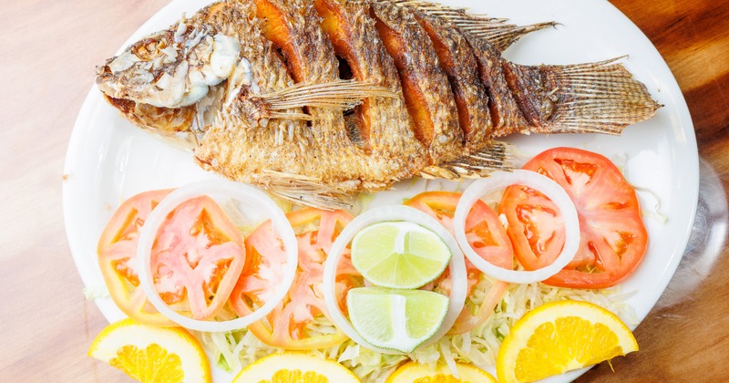 Fried mojarra