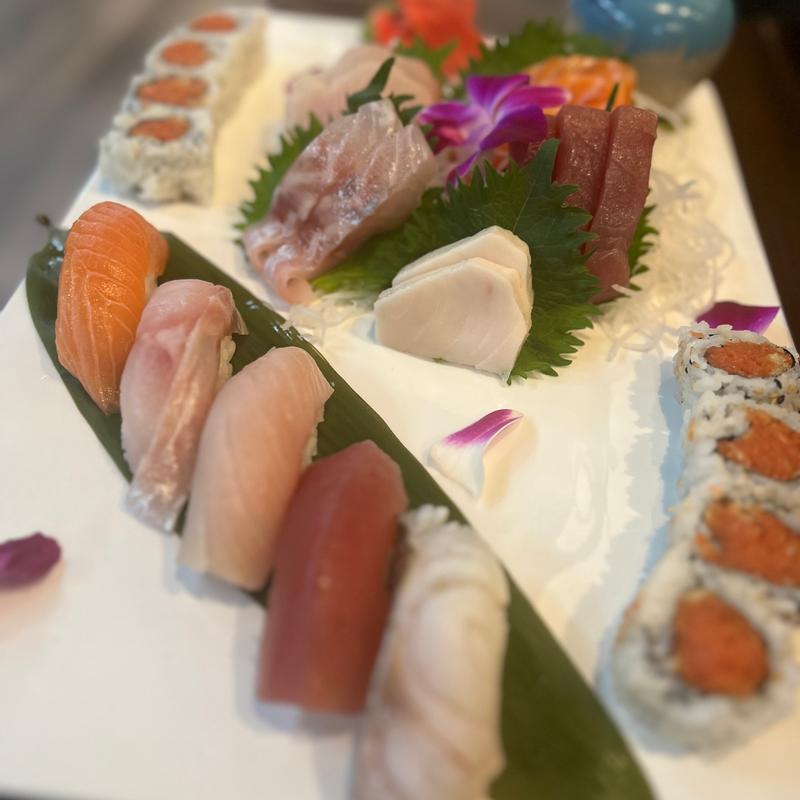 Sushi & Sashimi Combo photo