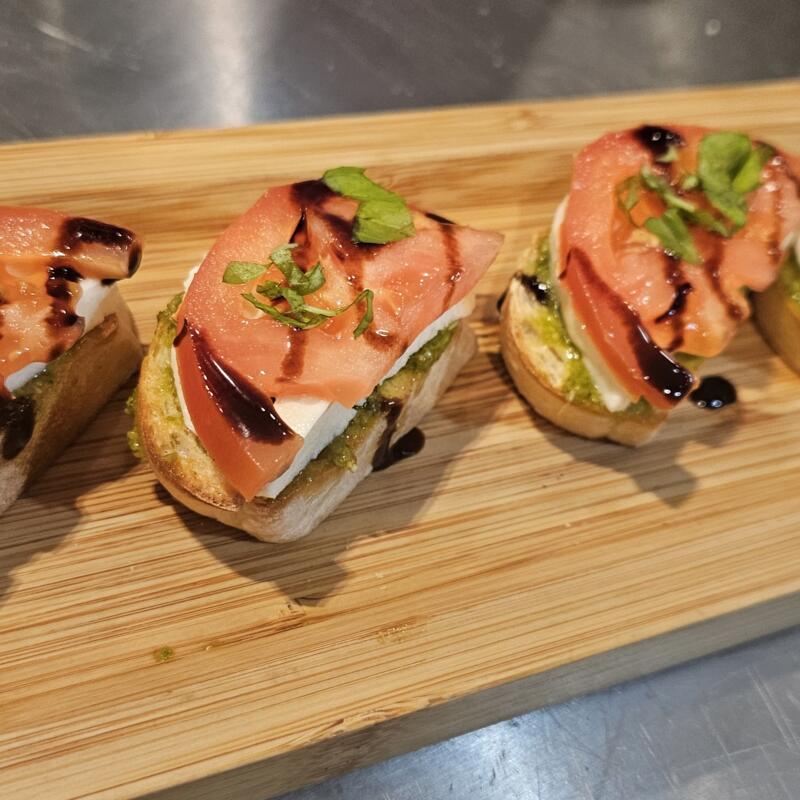 Caprese Pesto Crustini w/ Balsalmic photo
