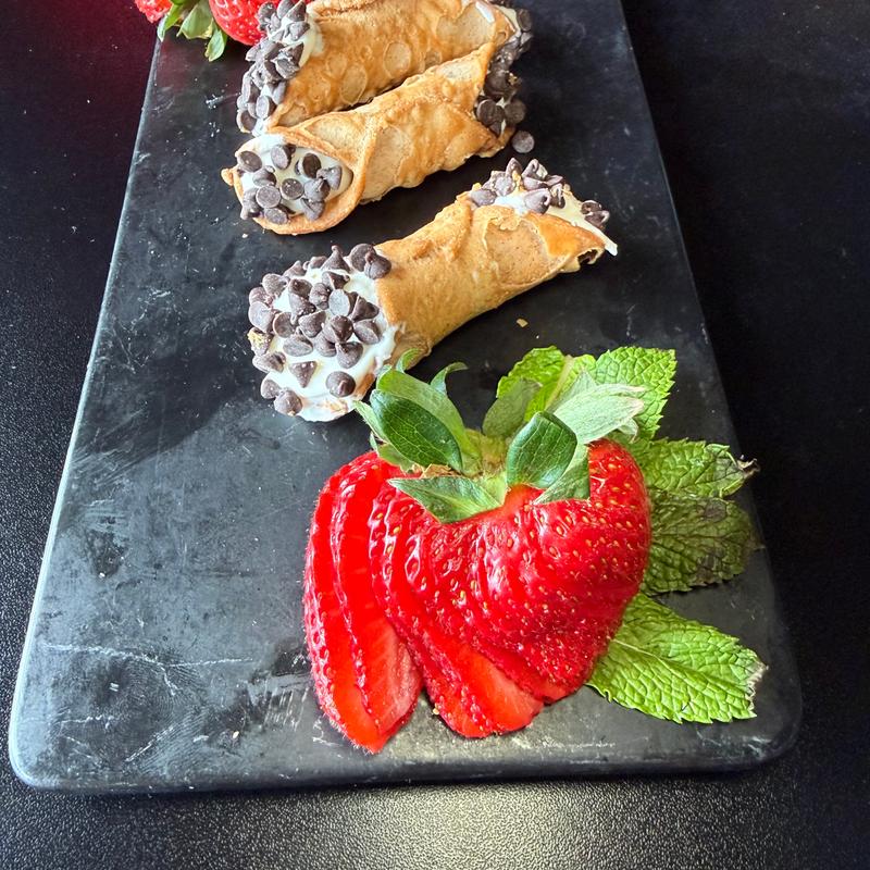 Cannoli photo