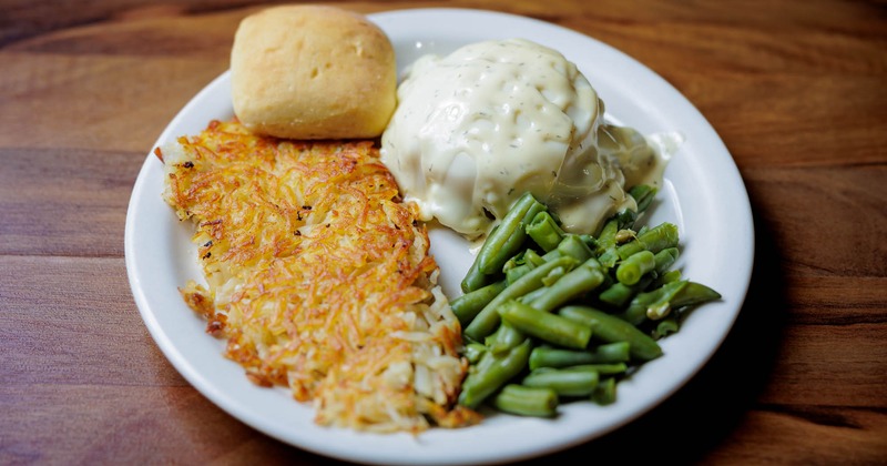 Artichoke Chicken N Green Beans with hash browns and bread