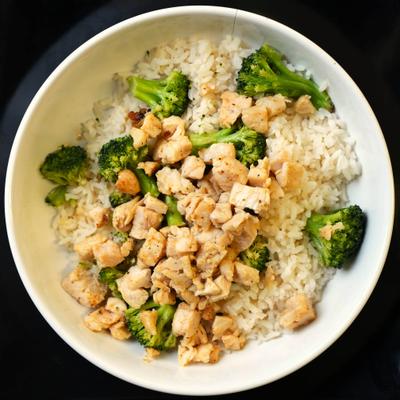 Chicken rice bowl, top view.