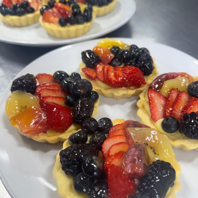 menu item 29 of 30, Mini Fruit Tart
