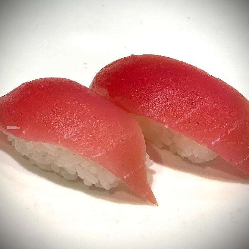Maguro Nigiri* photo