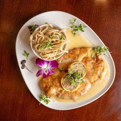 Chicken Francese plate, top view.