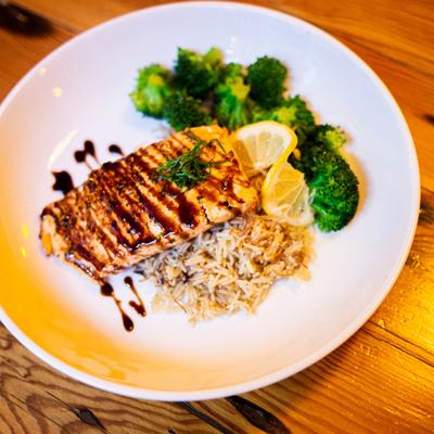 Fig glazed salmon with rice pilaf and broccoli