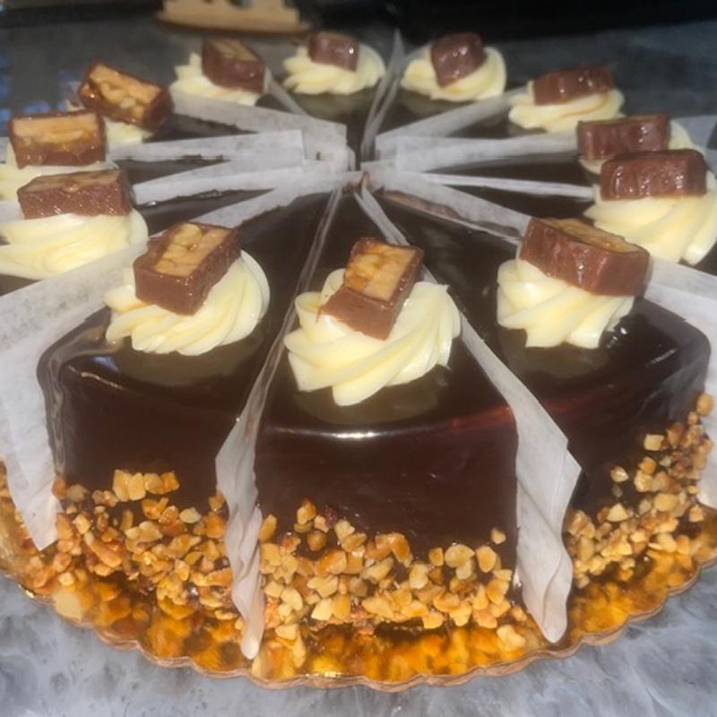 Snicker Cheesecake photo