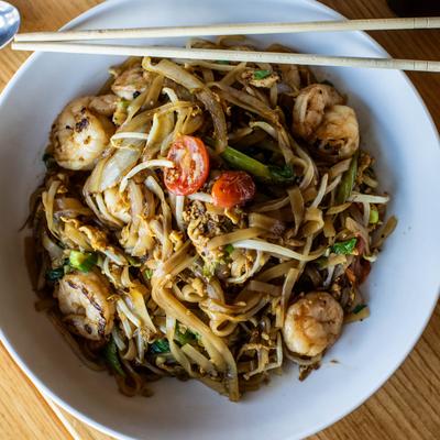 Pad Thai, served, top view, closeup