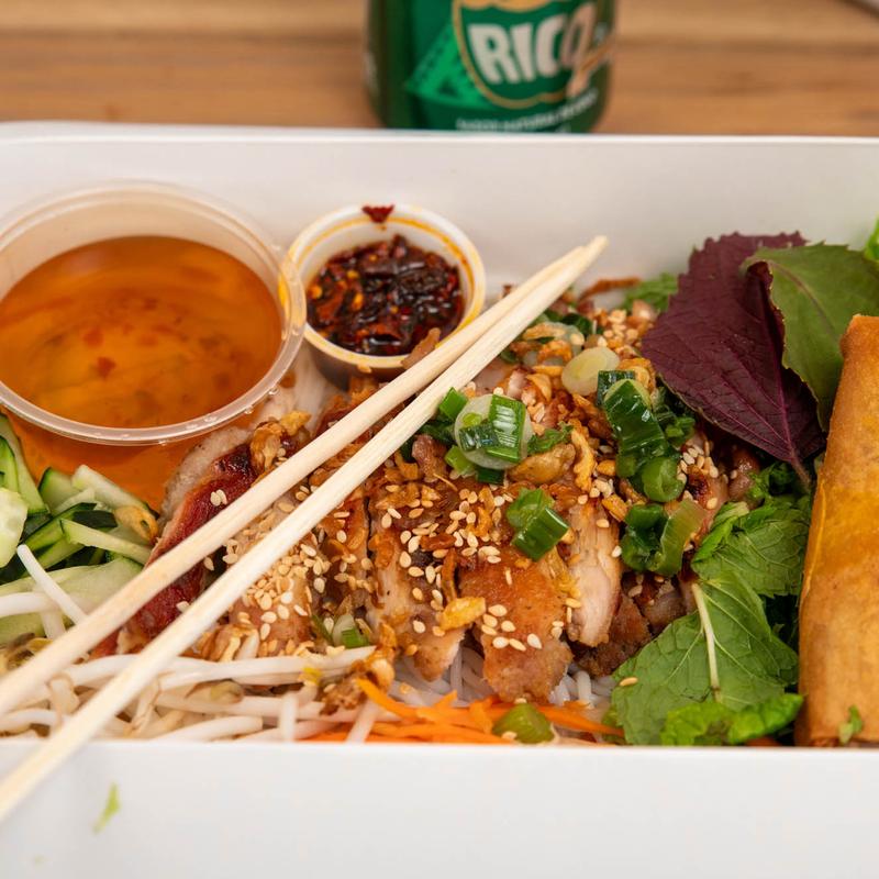 Chicken Bún photo