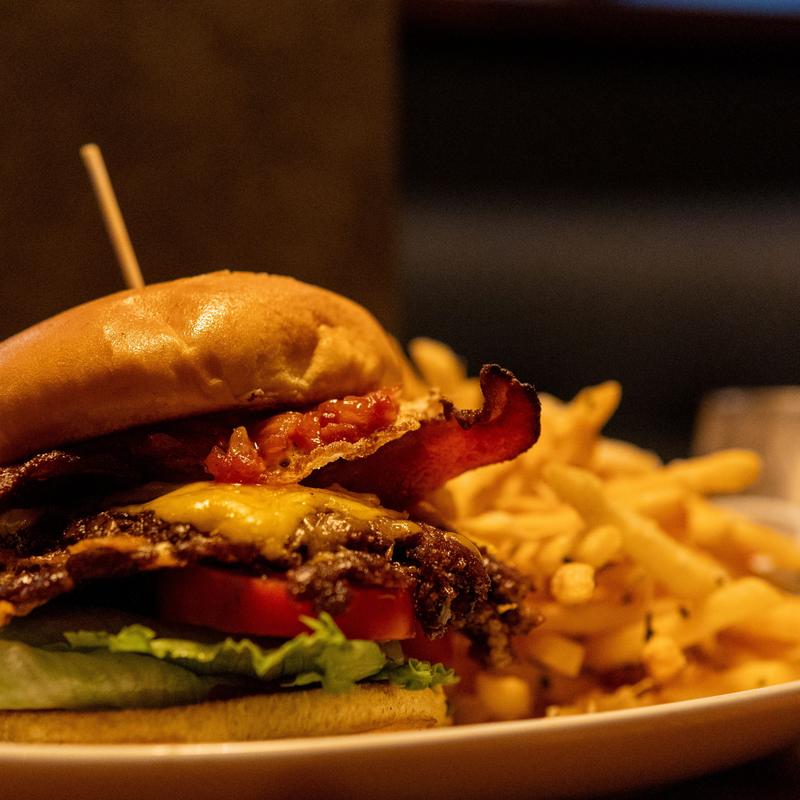 Farmhouse Burger photo