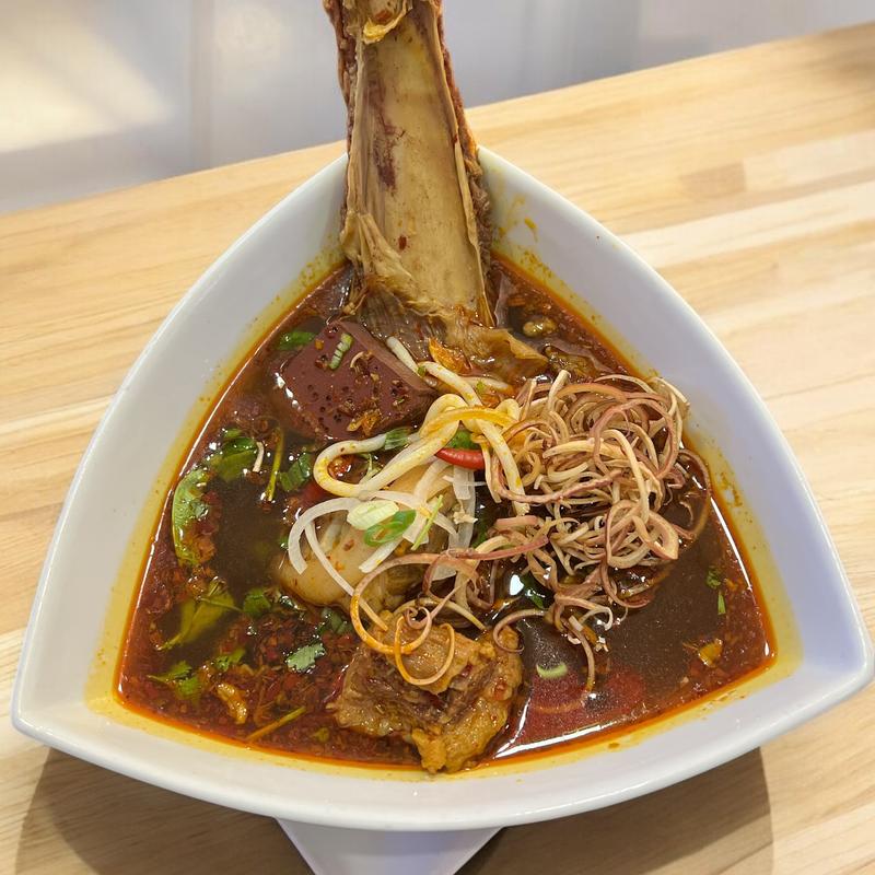 menu item 17 of 24, 129. Spicy Lemon Grass Beef, Pork, Beef Rib