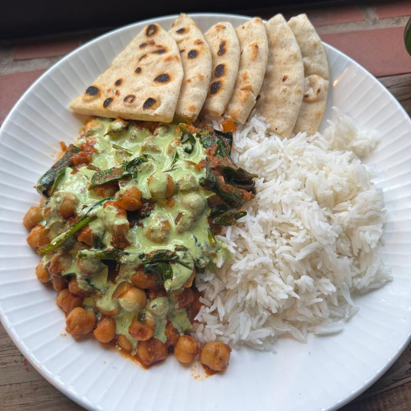 Vegan/Vegetarian  chickpea chana masala photo