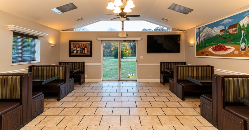Interior, diner area, booths, entrance