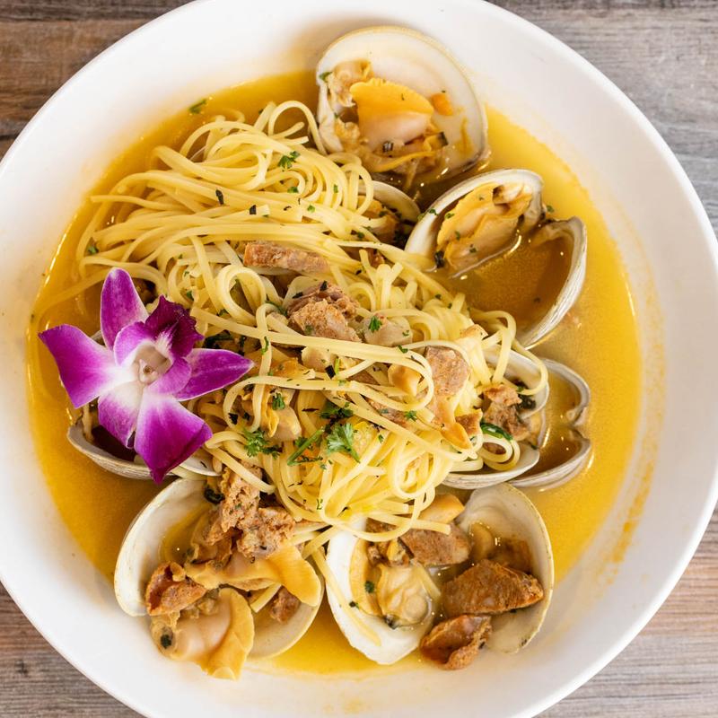 Linguine White Clam Sauce photo