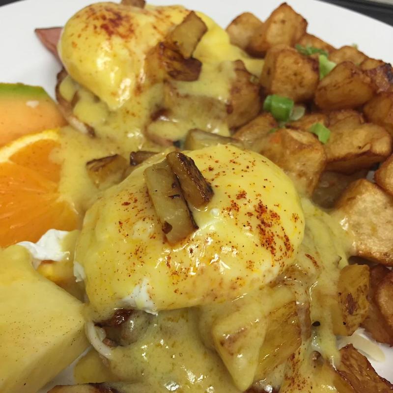 Hawaiian Benedict photo