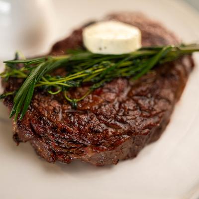 Ribeye steak with bearnaise butter.