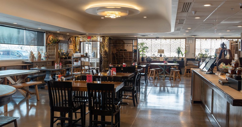 Wide view to the restaurant interior