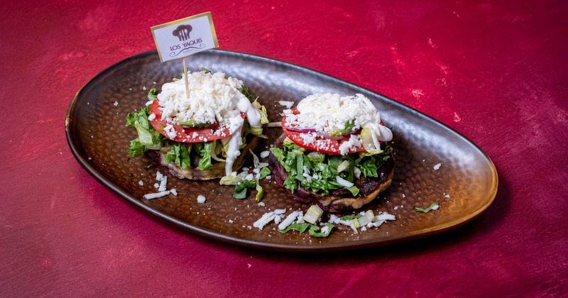 Fried sopes