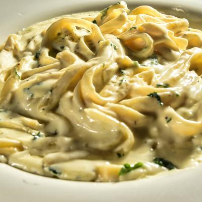 Fettuccine Alfredo