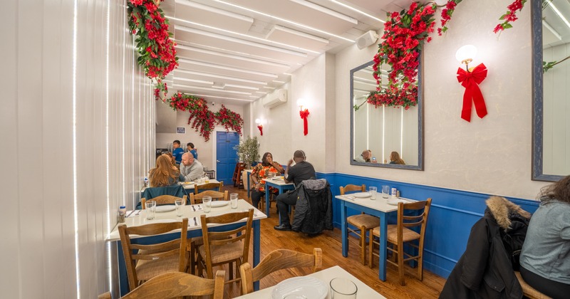 Interior, entrance hall, decorated wall