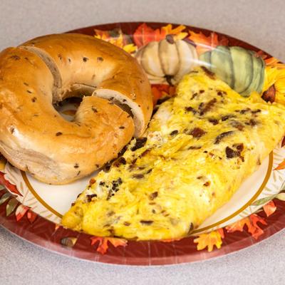 Cheese Omelet with a bagel.