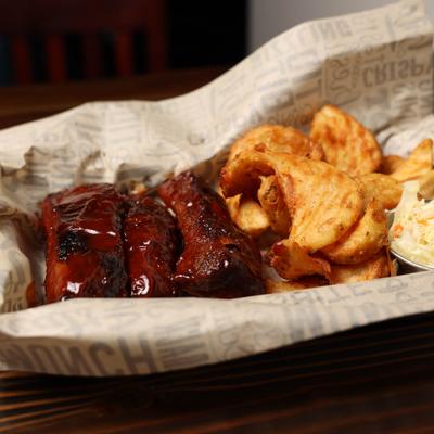 3 Bbq ribs and tornado Fries with coleslaw.
