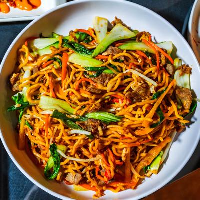 Lo Mein dish packed with fresh veggies and flavor.