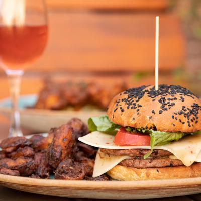 Burger, bacon on the side