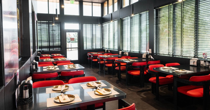 Diner area, tables, chairs
