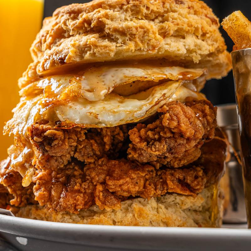 menu item 5 of 10, Crispy Chicken Sandwich