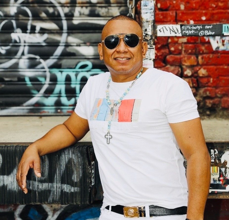 Charlie Cajares y Sus Cueros Al Sol event photo