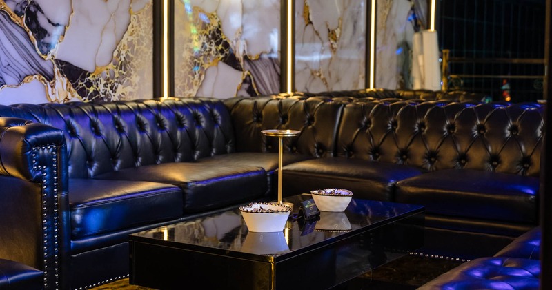 Lounge area with sofa