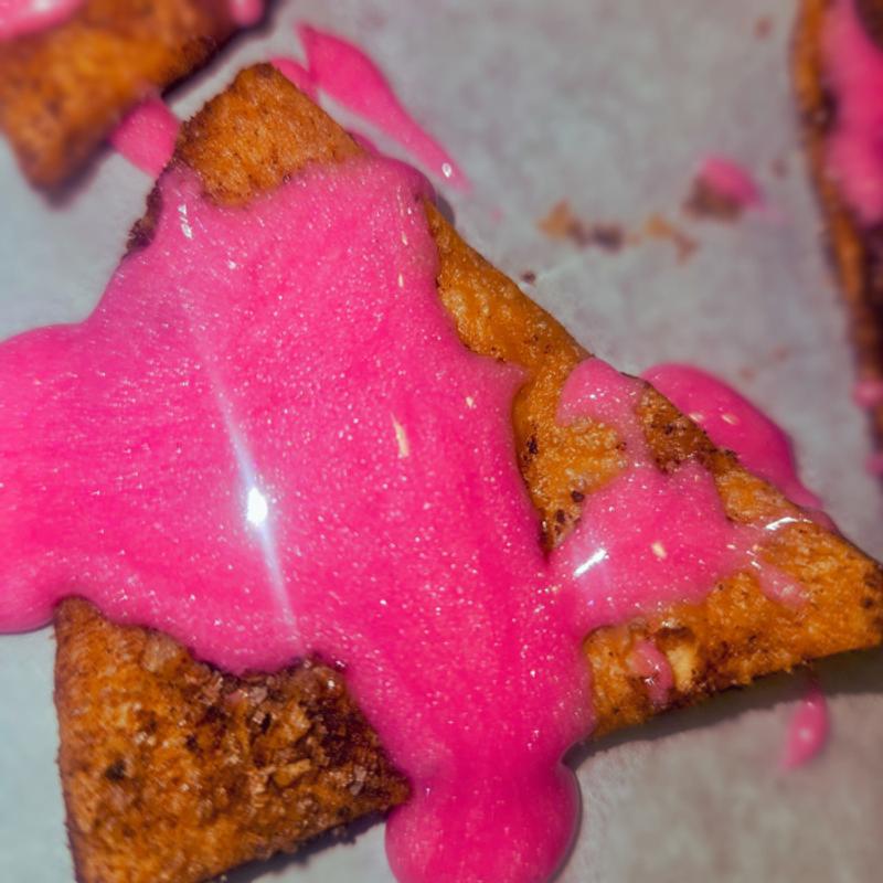 Girls Churro Chips w/ Sugar Kiss Dip photo