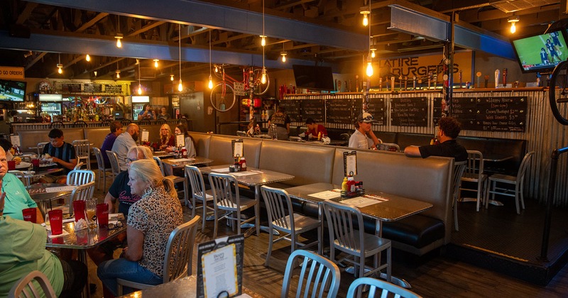 Interior space, dining area with guests