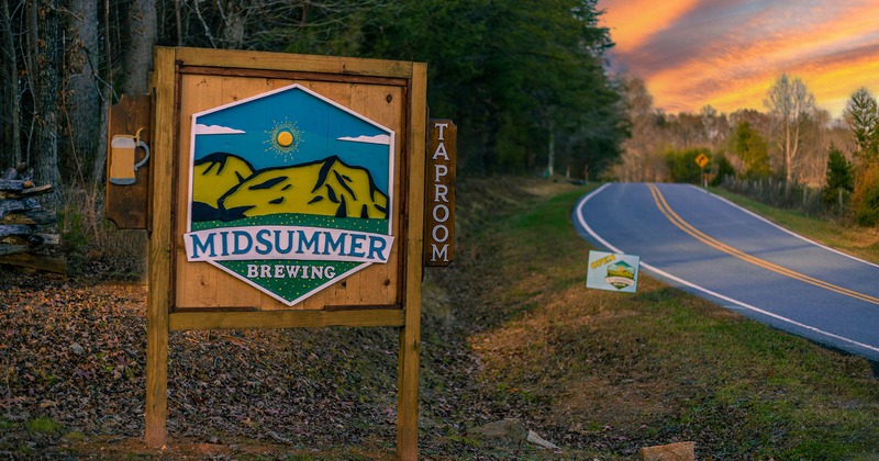 Midsummer Brewing sign by the road